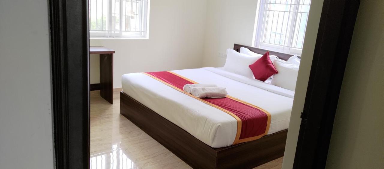 Hotel Bangalore Airport Inn, Near Kempegowda Airport, Airport Pickup & Drop Available 24X7 Devanahalli Buitenkant foto