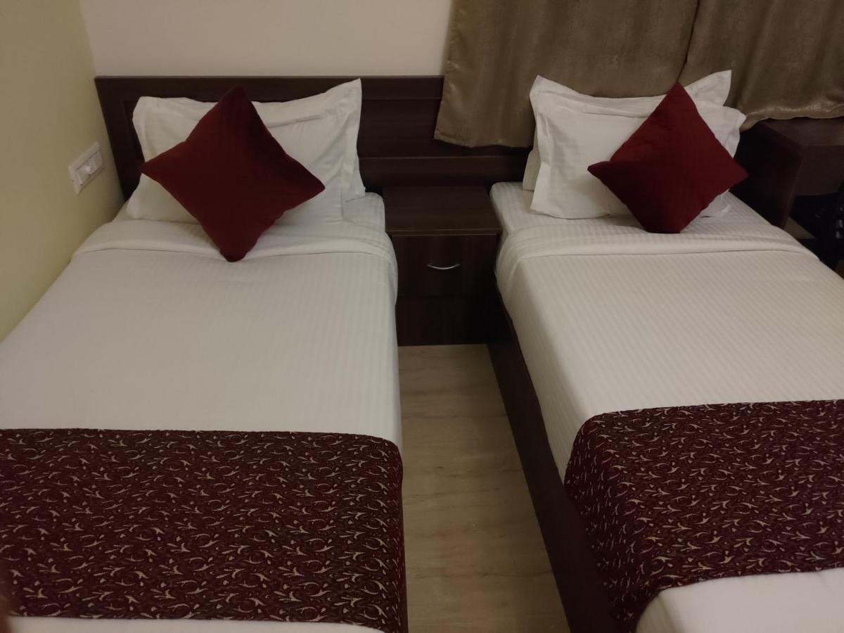 Hotel Bangalore Airport Inn, Near Kempegowda Airport, Airport Pickup & Drop Available 24X7 Devanahalli Buitenkant foto