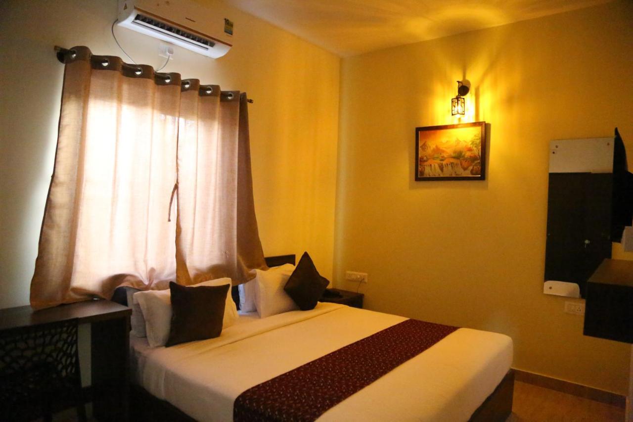 Hotel Bangalore Airport Inn, Near Kempegowda Airport, Airport Pickup & Drop Available 24X7 Devanahalli Buitenkant foto
