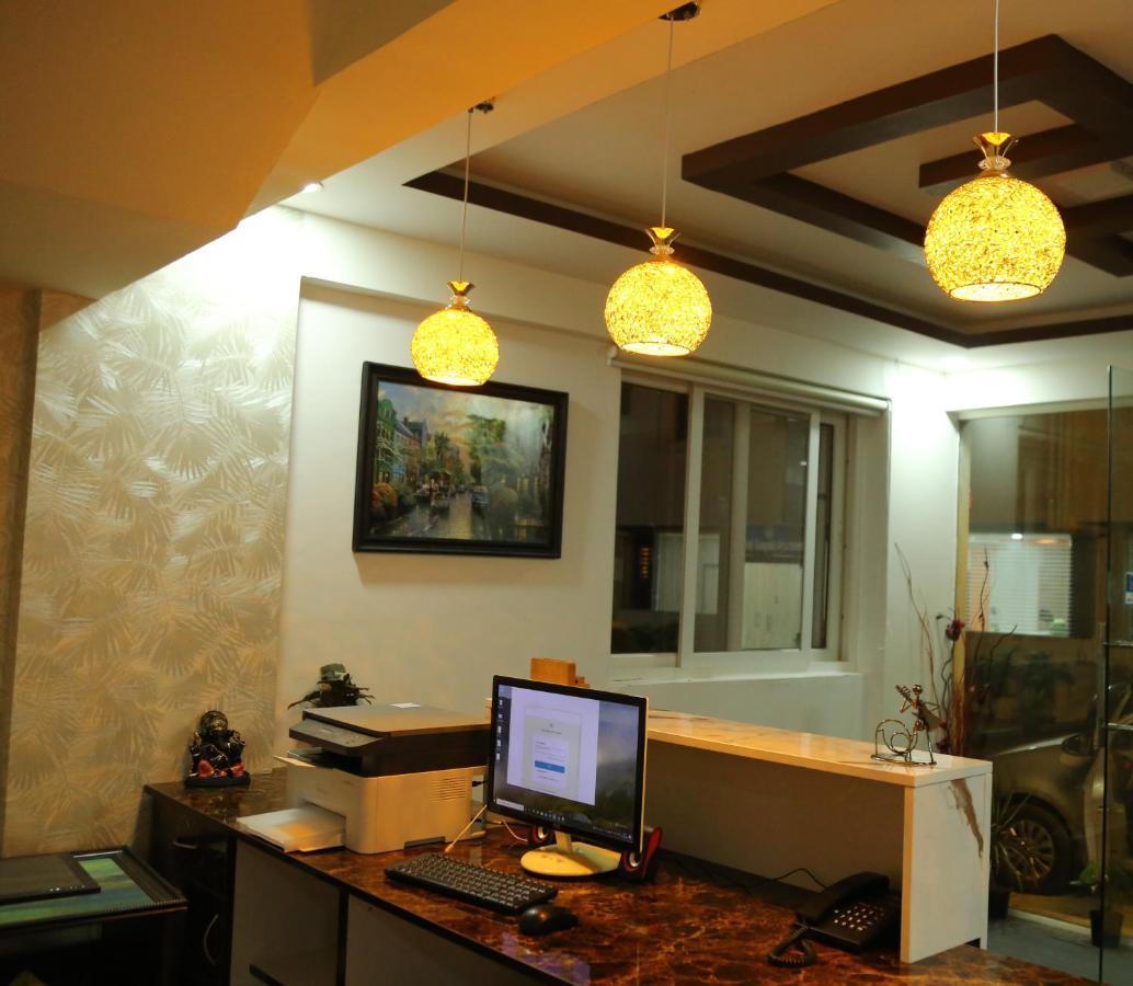 Hotel Bangalore Airport Inn, Near Kempegowda Airport, Airport Pickup & Drop Available 24X7 Devanahalli Buitenkant foto