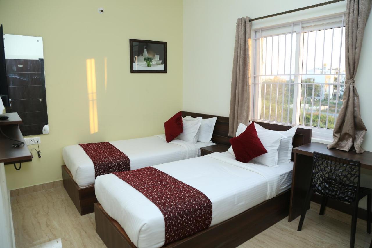 Hotel Bangalore Airport Inn, Near Kempegowda Airport, Airport Pickup & Drop Available 24X7 Devanahalli Buitenkant foto