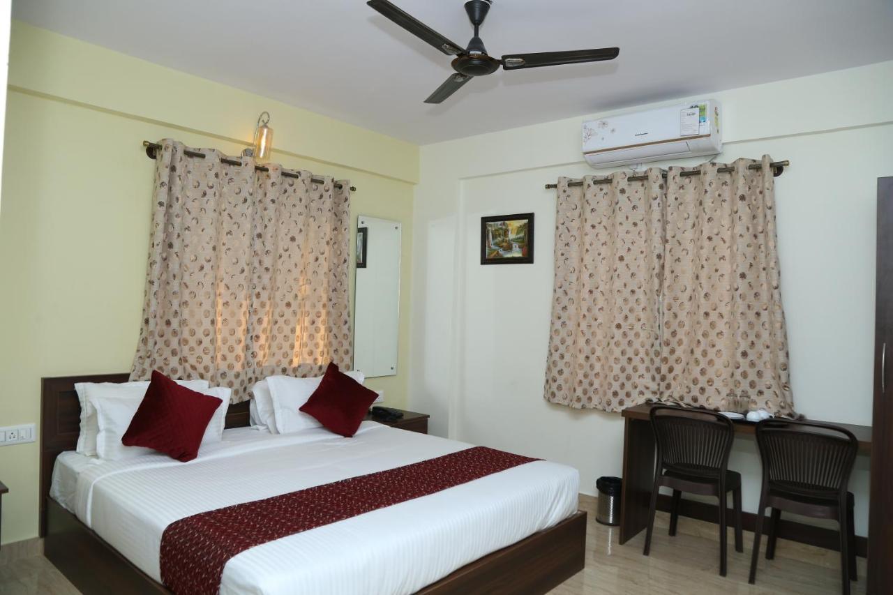 Hotel Bangalore Airport Inn, Near Kempegowda Airport, Airport Pickup & Drop Available 24X7 Devanahalli Buitenkant foto